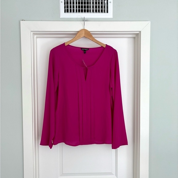 NWT Express Long Sleeve Notched Top Size L - Picture 2 of 7